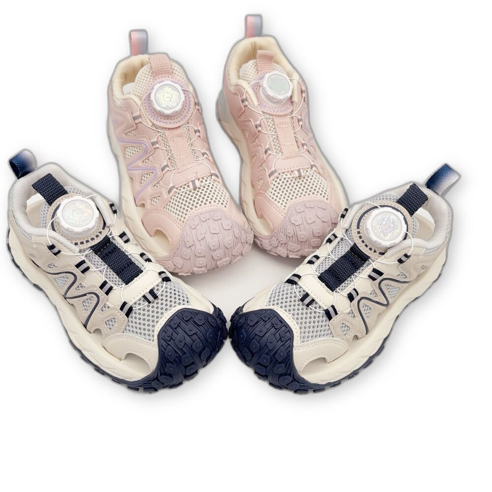 K144-旋轉扣護趾涼鞋-兩色可選