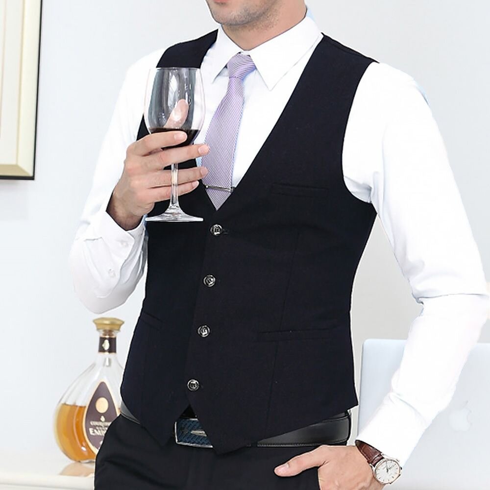 黑色西裝背心 質感面料 舒適內襯 現貨 馬甲 外套內搭 正式 商務 封面照片