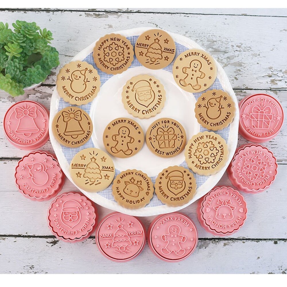 13497423746-聖誕節 E款 餅乾模 8件組 糜鹿 聖誕老人 聖誕鈴 雪花 聖誕樹 雪人 薑餅人 禮物盒  ，聖誕節 E款