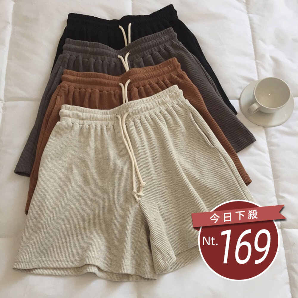 21749011109-【台灣發貨】韓版高腰顯瘦寬鬆運動短褲 短褲 褲子 女裝【P208】