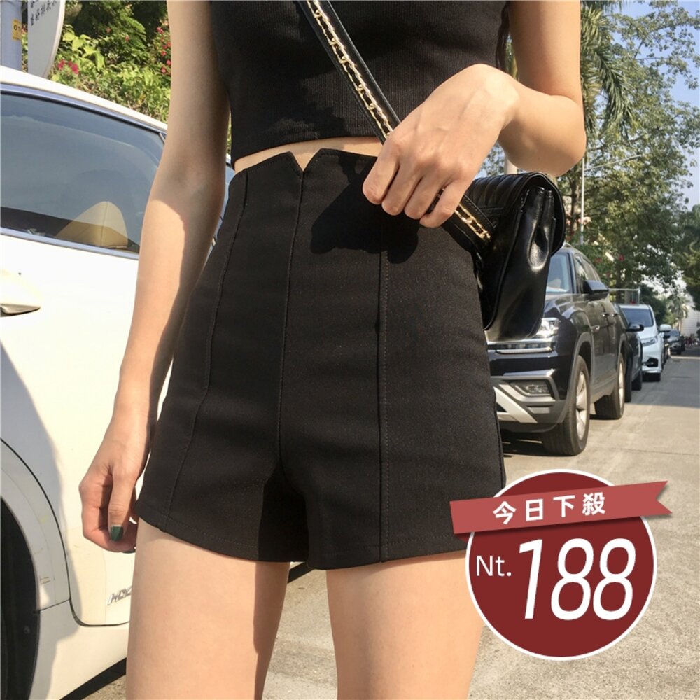3668574984-【台灣發貨】韓版小V性感黑色貼身高腰A字短褲 短褲 褲子 女裝【P121】