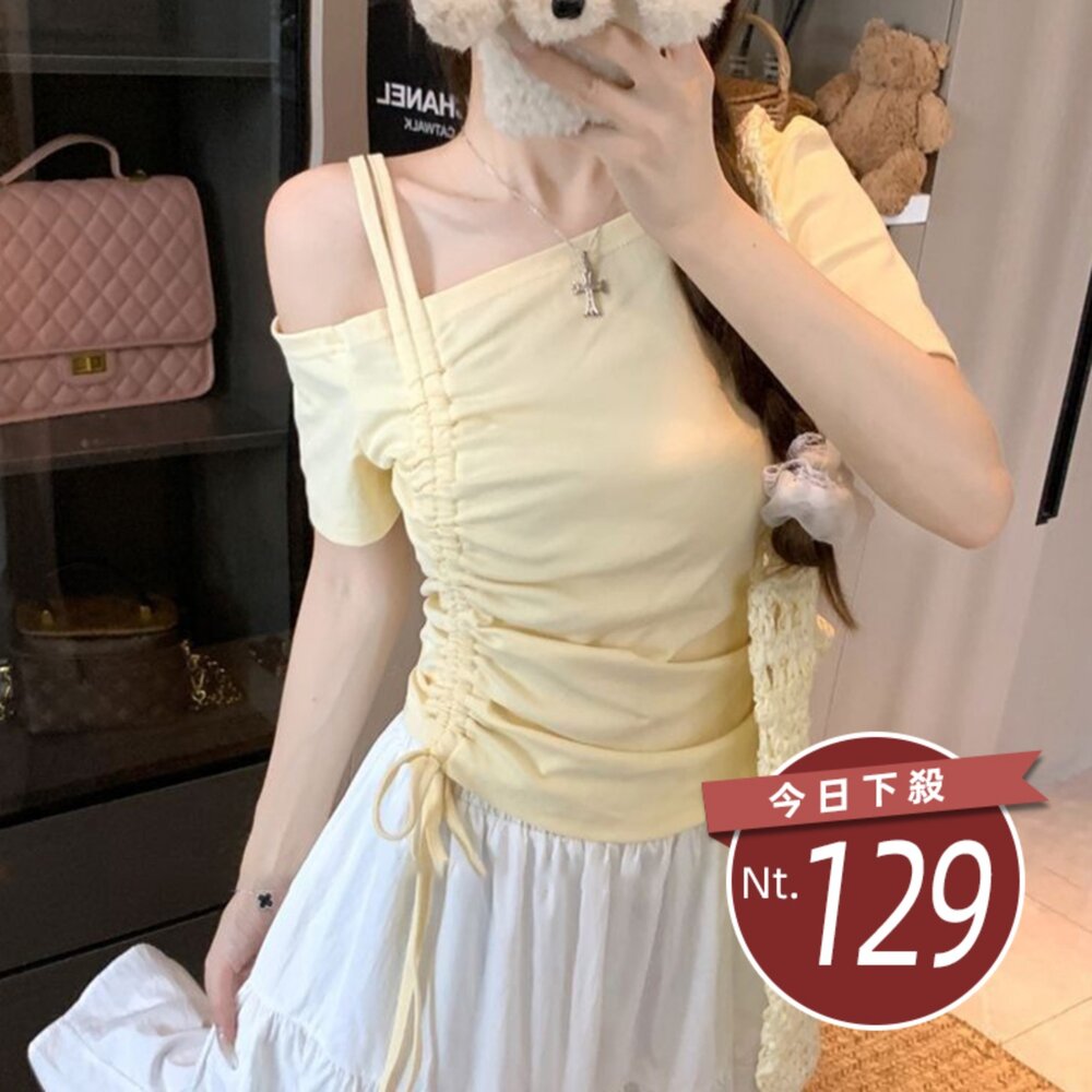 T709-【台灣發貨】韓版設計感斜肩上衣 衣服 女裝 t恤 短袖t恤 上衣【T709】