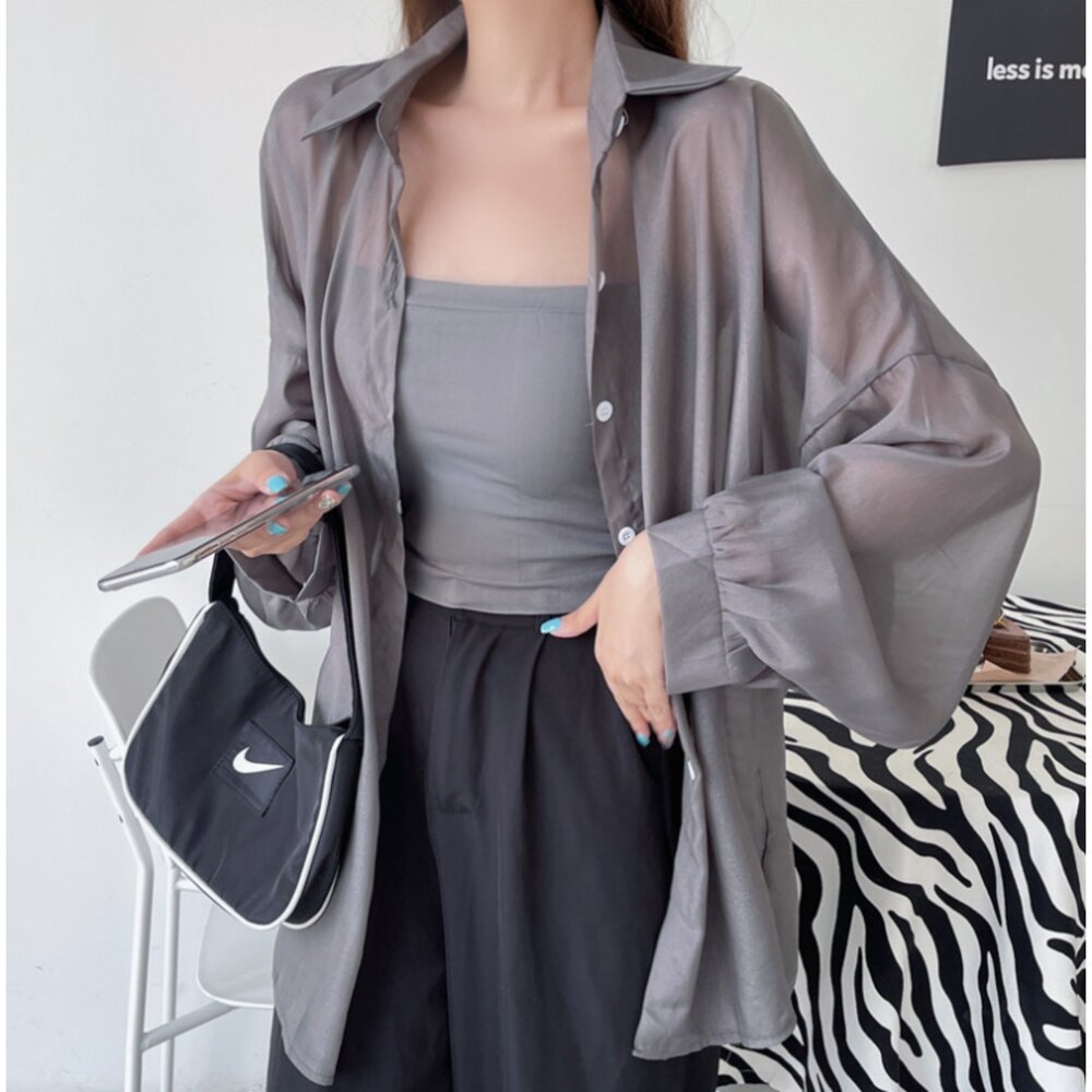 台灣 防曬透膚感襯衫 冰絲感 長袖 罩衫 長袖防曬外套 女裝 防曬襯衫外套 韓版襯衫外套-圖片-1