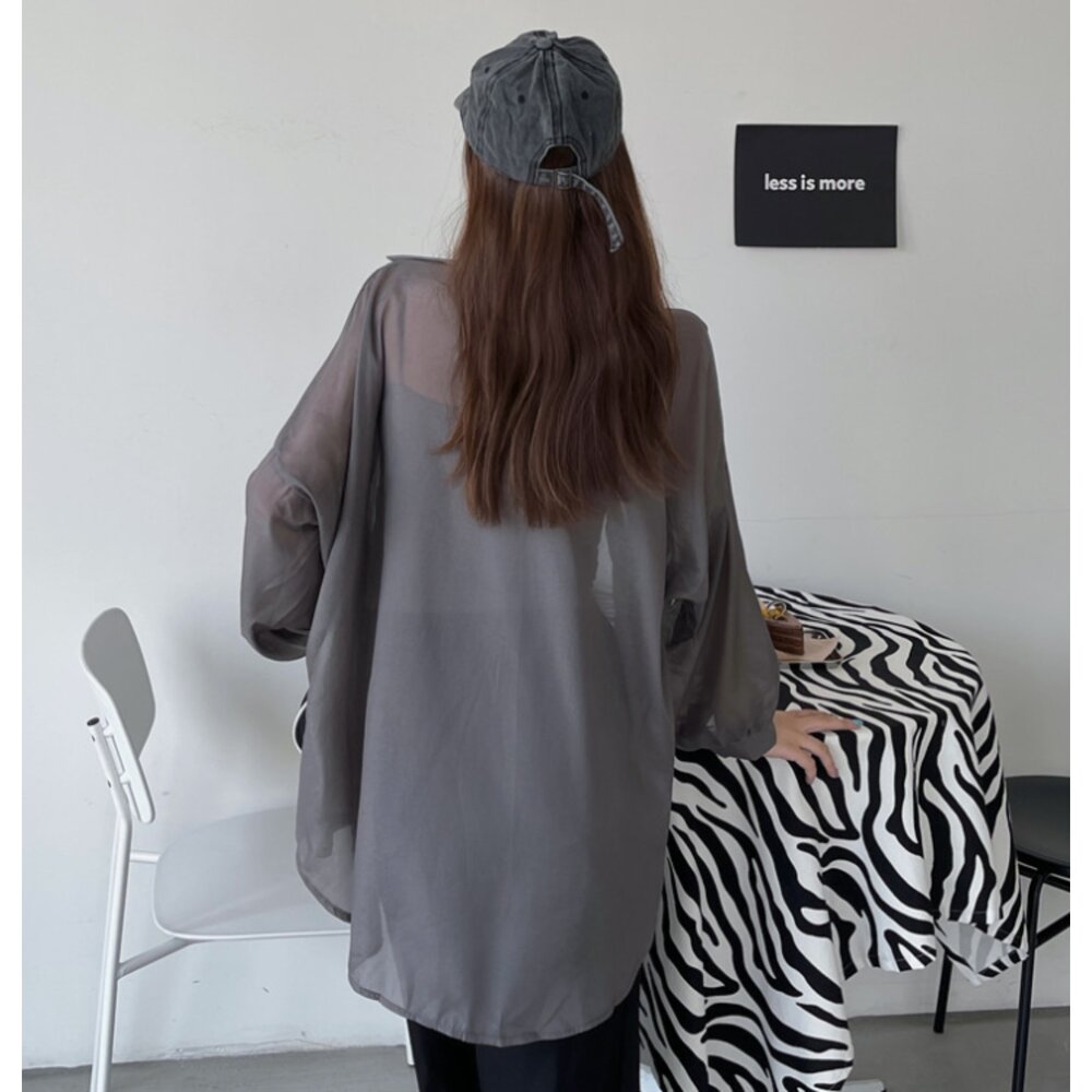 台灣 防曬透膚感襯衫 冰絲感 長袖 罩衫 長袖防曬外套 女裝 防曬襯衫外套 韓版襯衫外套-圖片-2