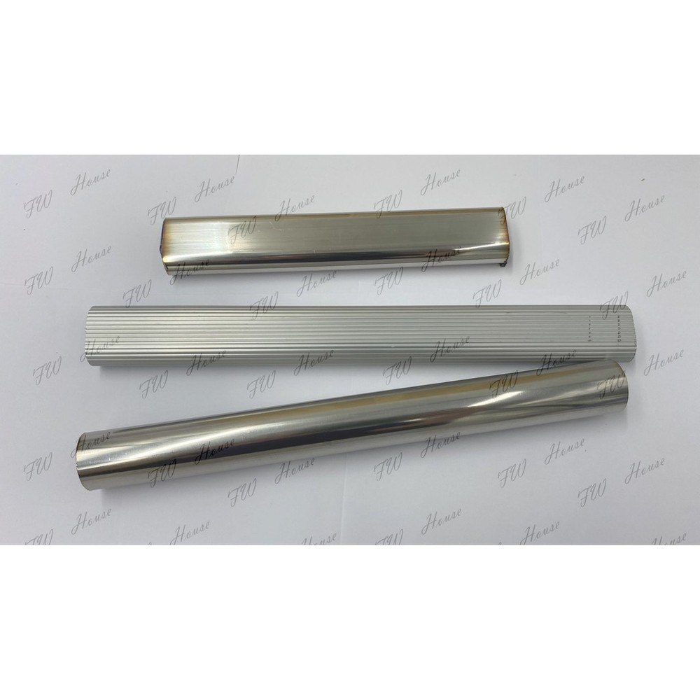 O型管 白鐵O型管 正304管 鋁管 鋁O管 鐵管 圓管 白鐵管 目玉吊掛架 衣桿 衣架 衣櫥吊桿 吊衣管 封面照片