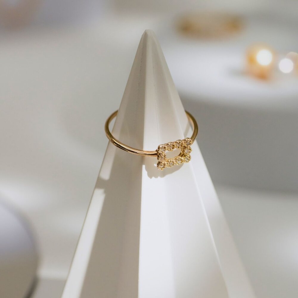 B06-10K 5分鑽 方戒指