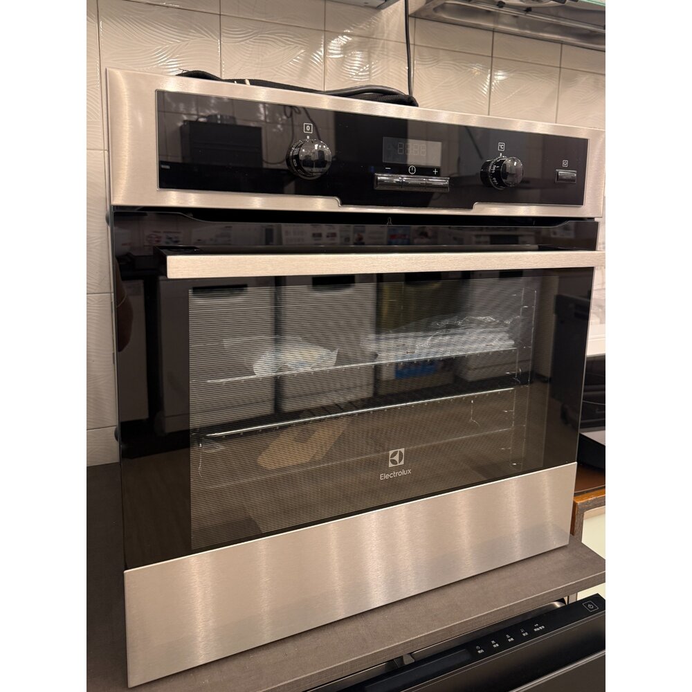 展示機出清 伊萊克斯 Electrolux EOB5454AAX 電烤箱 烤箱-圖片-1
