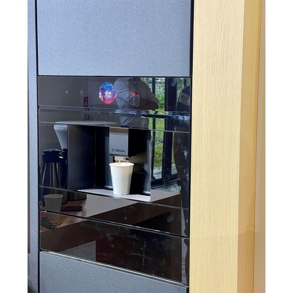 BOSCH 博世8系列 CTL7181B0 嵌入式咖啡機 深遂黑 可拆卸水箱-圖片-3