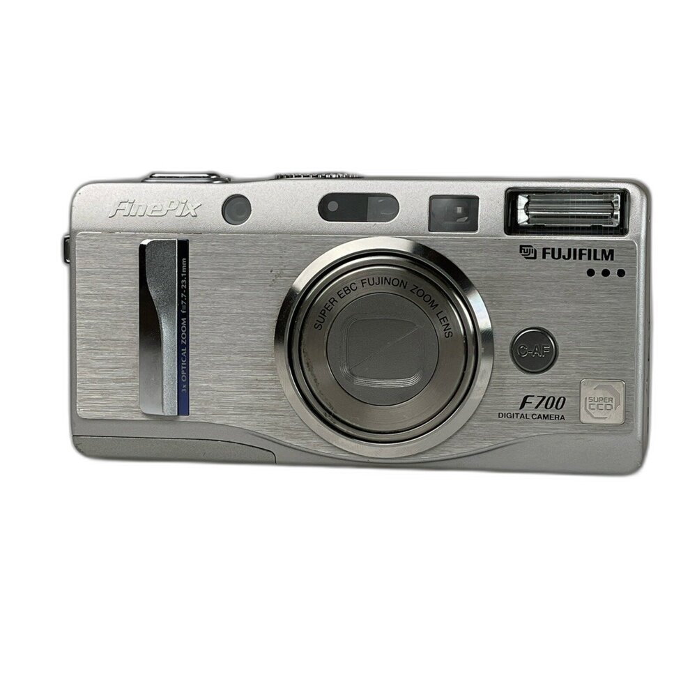 000841-(復古外觀相機) 富士 Fujifilm FinePix F700 金屬 早期 CCD 數位 相機(可模擬底片色調)二手