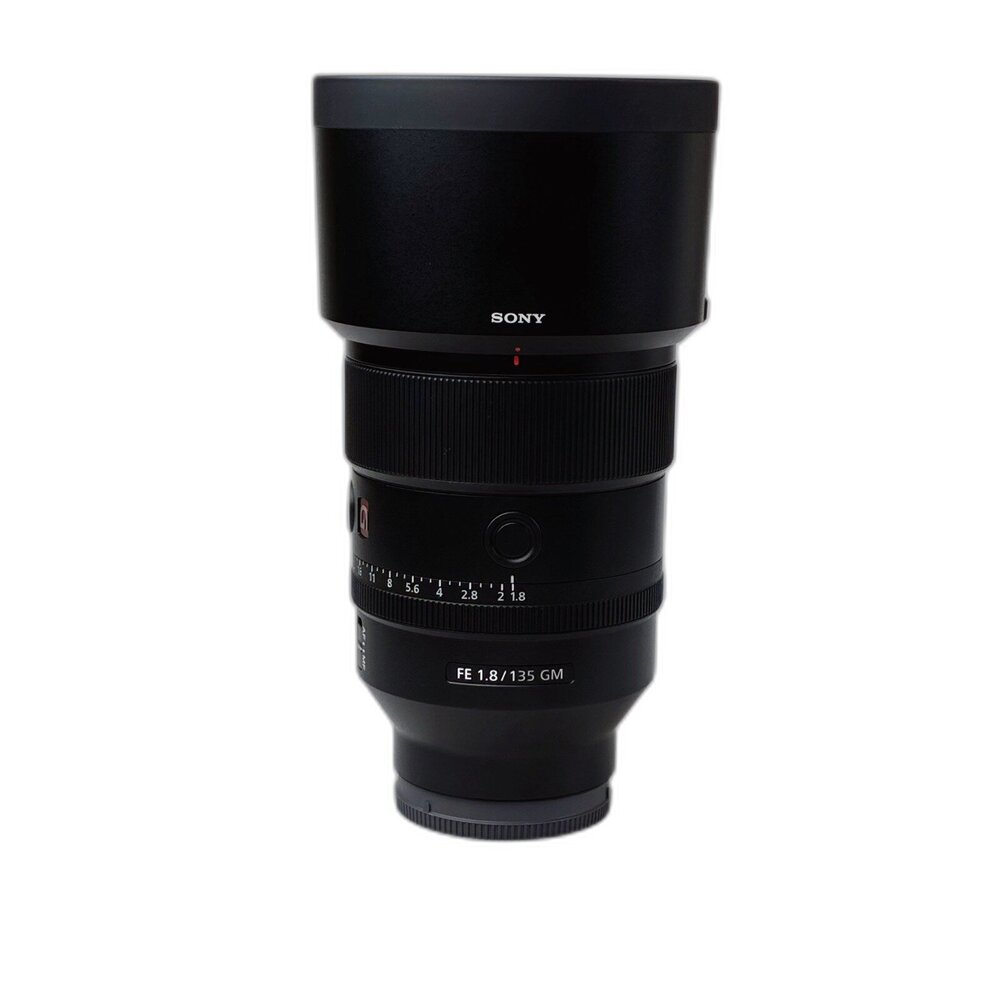 （索尼長定焦鏡）Sony FE 135mm F1.8 定焦鏡 大光圈 人像 新手友善 二手鏡頭 林相攝影 #854656 封面照片