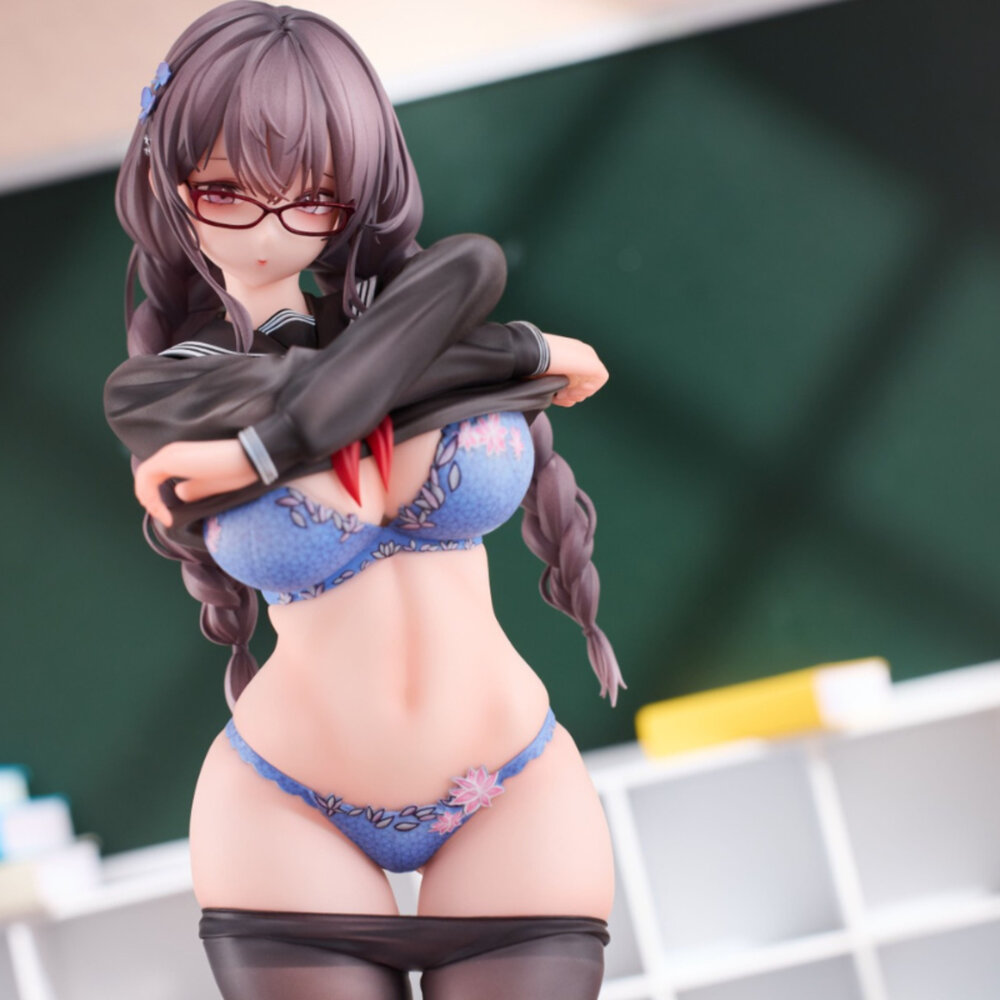 250408164737-預購 8月 不想上體育課的反差眼鏡妹 正版 尤雅 Uya 1/6 PVC 公仔