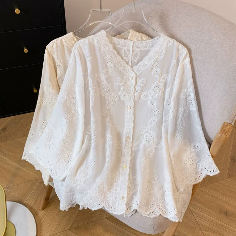 C2166-【C2166】 夏秋 繡花 刺繡 V領 開扣 文藝 七分袖 襯衫 棉麻 純色 防曬衫 上衣 女襯衫