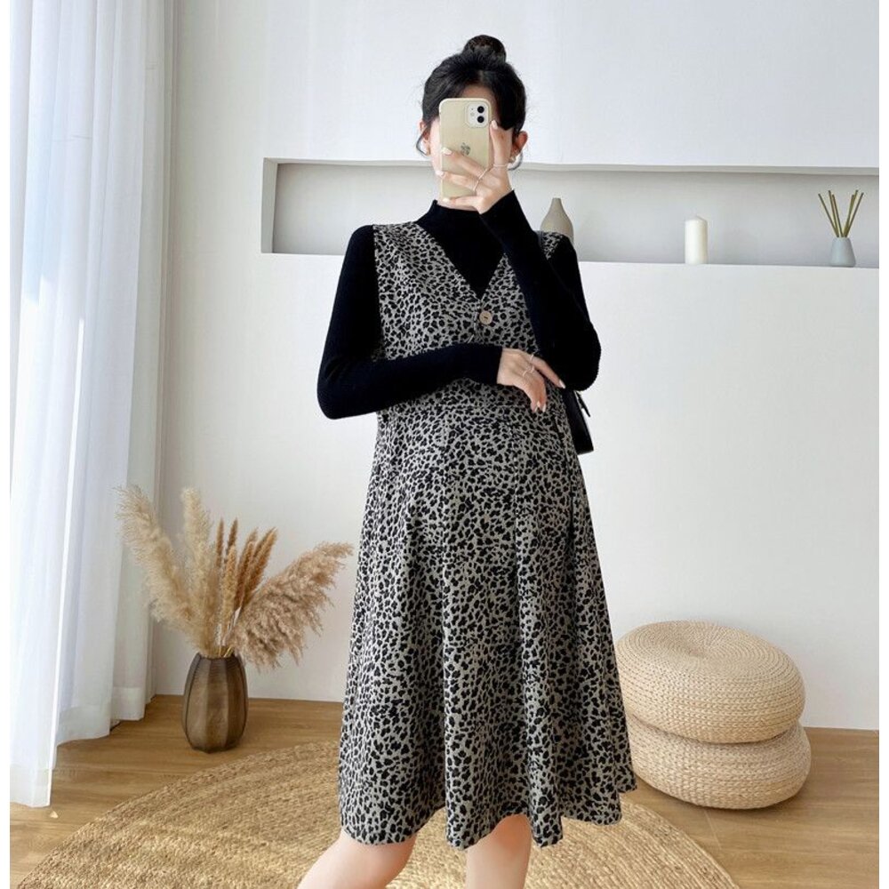 【D2188】 秋冬 韓系 實拍 V領 洋裝 鈕扣 純色 豹紋 質感 斜紋 磨毛 背心裙 背心洋裝 連衣裙 不含上衣-圖片-11