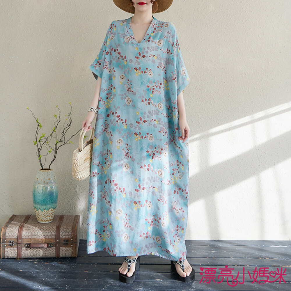  【D9711】 夏日 度假風 V領 碎花 印花 洋裝 連身裙 短袖 實拍 文藝 長裙 加大尺碼