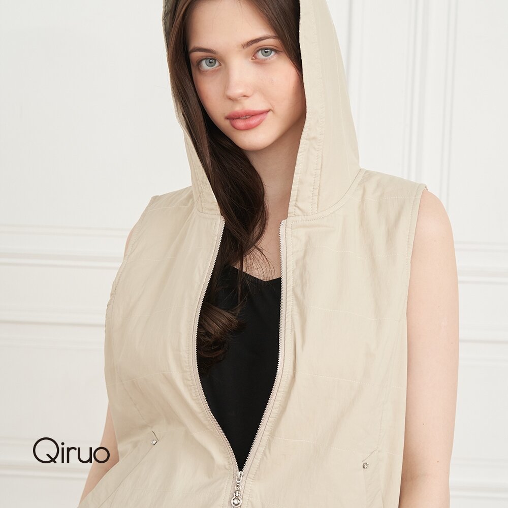 02388171D40-秋冬專品米色連帽背心8171D 素色保暖