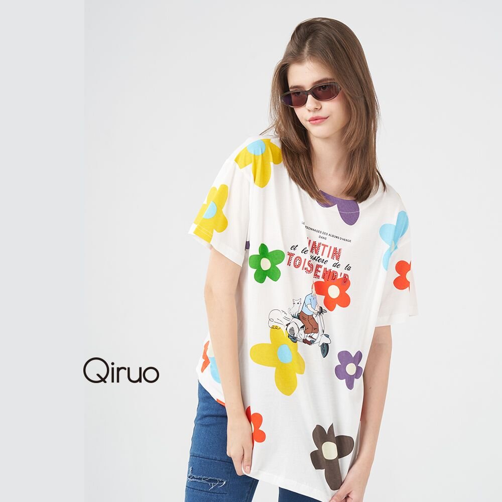 春夏專櫃白底大花上衣2417A 圓領長版設計 封面照片