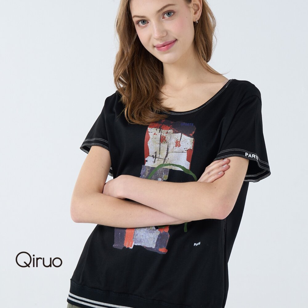 春夏專櫃黑色短袖上衣1805A 胸前彩繪 封面照片