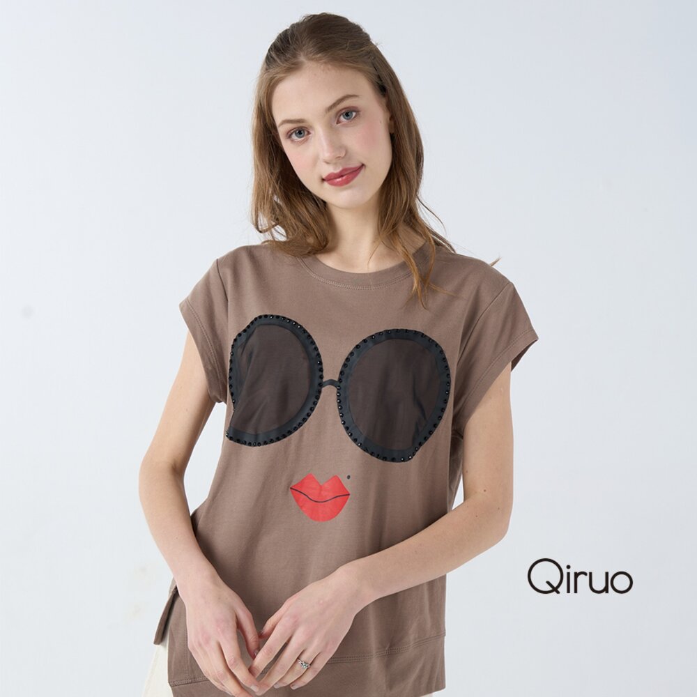 32388125A80-春夏專櫃深咖上衣8125A-80  大眼墨鏡紅唇設計