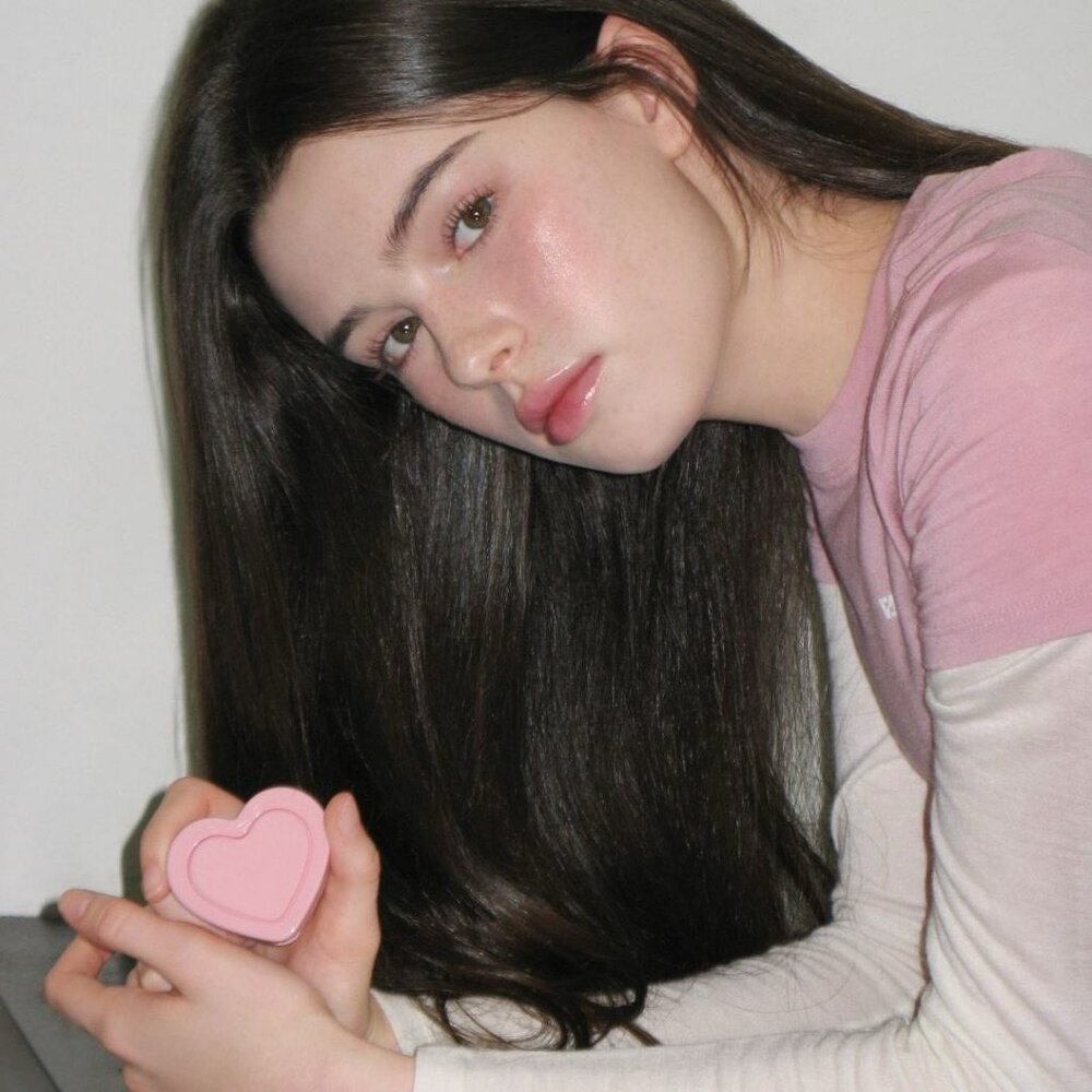 現貨|AOU|愛心潤澤奶油腮紅霜 愛心霧感奶油腮紅霜 愛心腮紅 自然融膚 不沾底妝 不顯毛孔 潤澤 柔霧|韓國代購-圖片-4