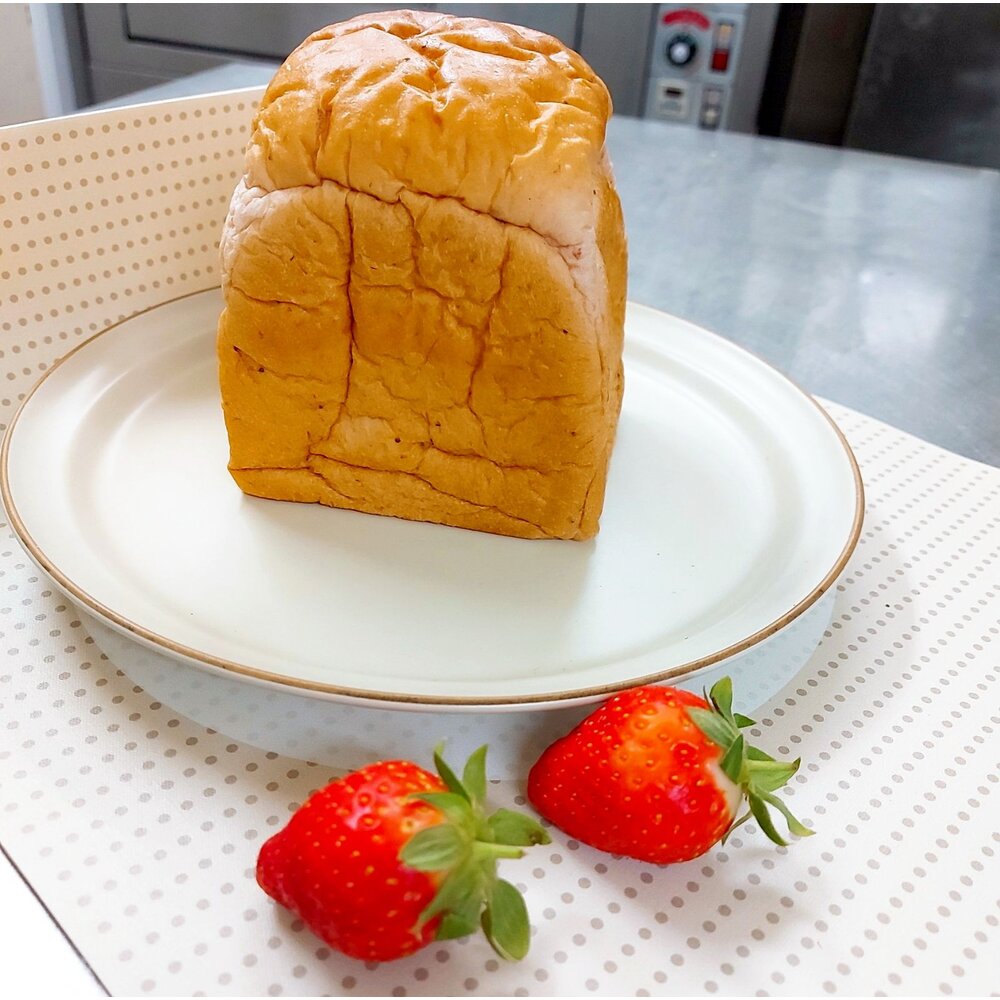 B09-莓果生吐司(4入/條) 超美味 風味草莓乾 酸甜蔓越莓