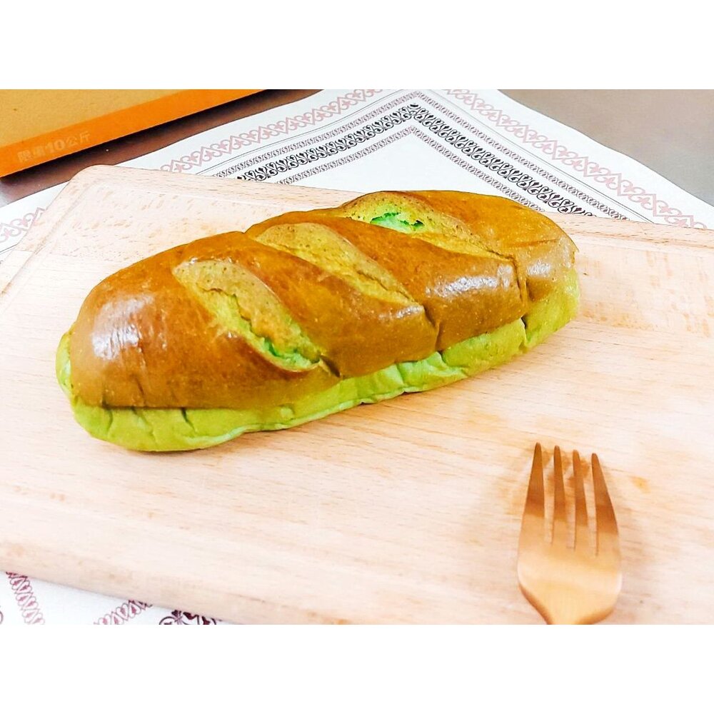 F003-抹茶維也納麵包