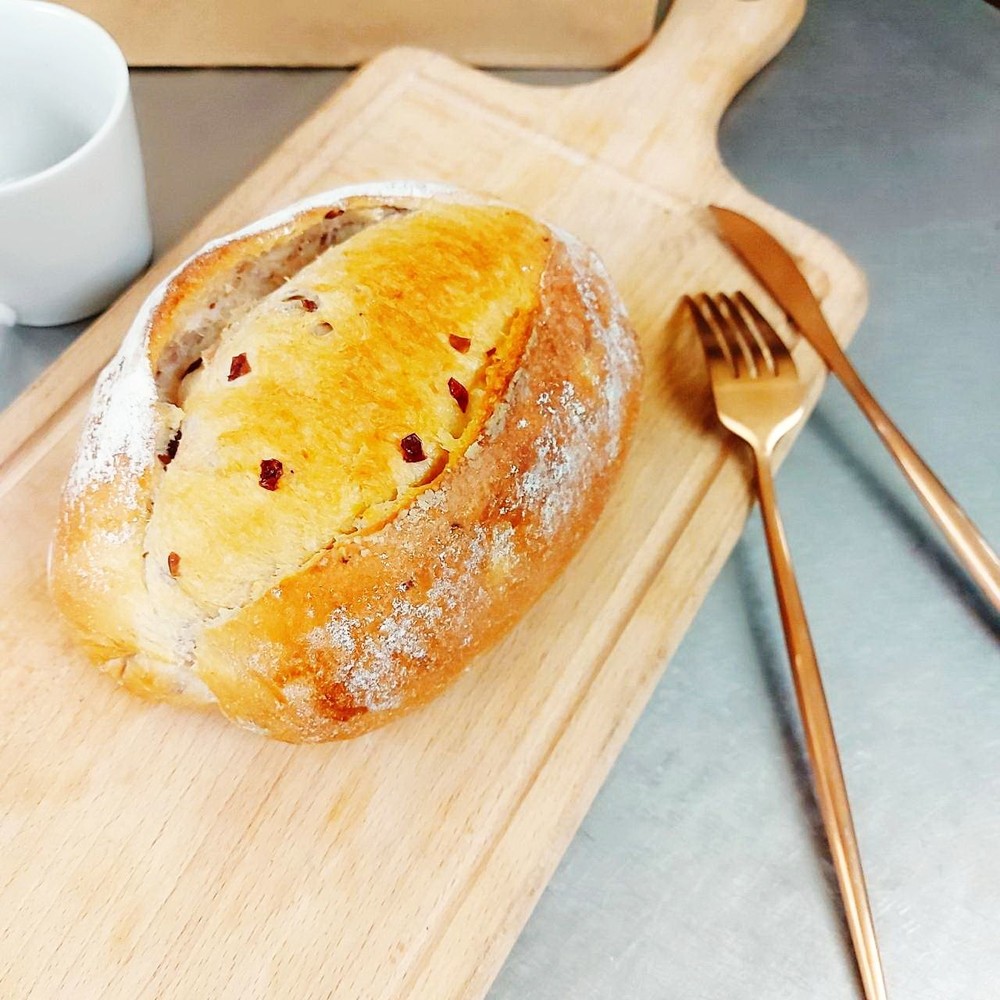 F013-歐式葡萄堅果麵包