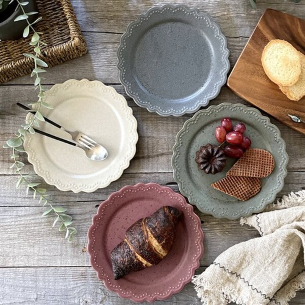 SF-016220-日本製 造型餐盤 復古花邊浮雕盤子 美濃燒 陶盤餐盤 點心盤 甜點盤 水果盤 蛋糕盤 日本進口