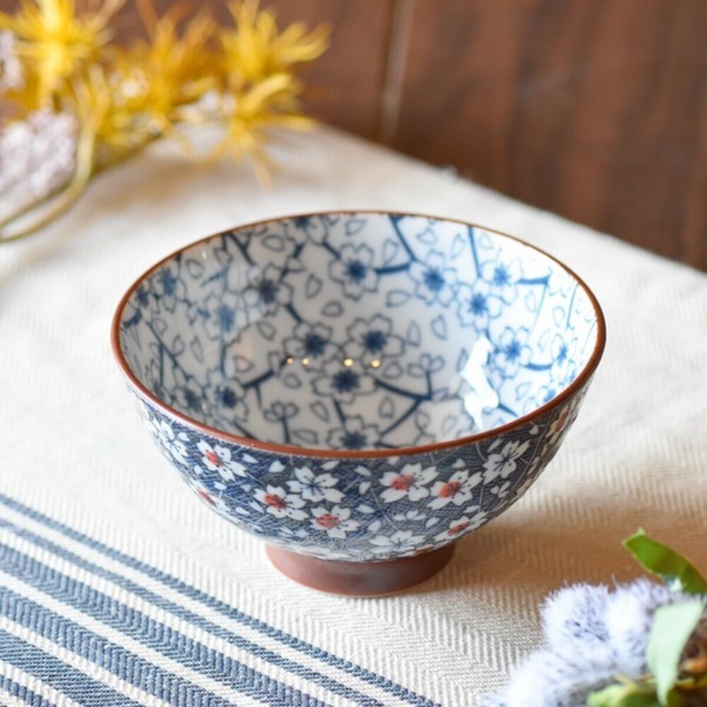 SF-020045-日本製碗 和風藍色櫻花圖案 日式碗 250ml 美濃燒 漂亮的碗 飯碗 餐碗 茶碗 斗笠碗 米飯碗 碗盤 日本進口