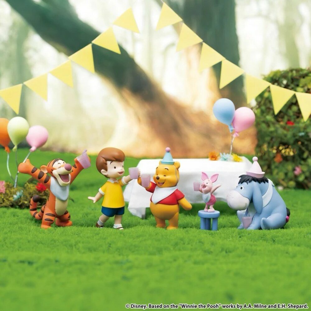 SF-020480-現貨 日本Bandai萬代扭蛋 小熊維尼CHEERS慶祝公仔 派對 模型 公仔 生日蛋糕裝飾 辦公室小物 日本進口