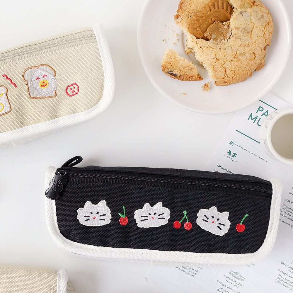 SF-020507-韓國文創Romane 鉛筆袋 早午餐兄弟側開式筆袋 櫻桃貓咪 吐司  行動電源收納包 小化妝包 旅行收納包 日本進口