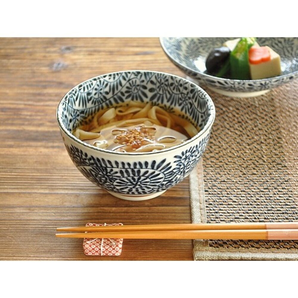 SF-020511-現貨 日本製美濃燒餐碗 靛藍蔓藤花紋復古陶瓷碗 530cc 1200cc 拉麵碗 湯碗 湯麵碗 日式餐碗 日本進口