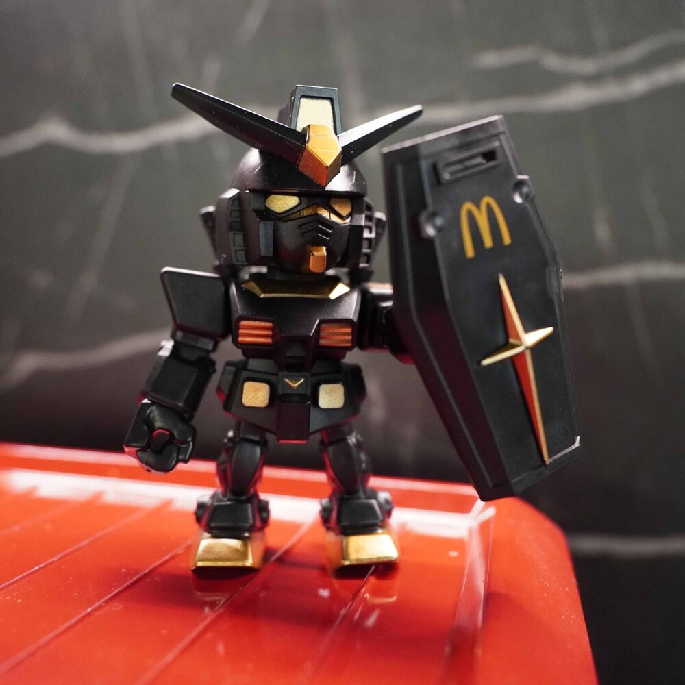 SF-020701-日本進口萬代 麥當勞 安格斯 鋼彈 黑牛  元祖鋼彈 RX78 聯名 GUNDA 公仔 模型 McDonald's
