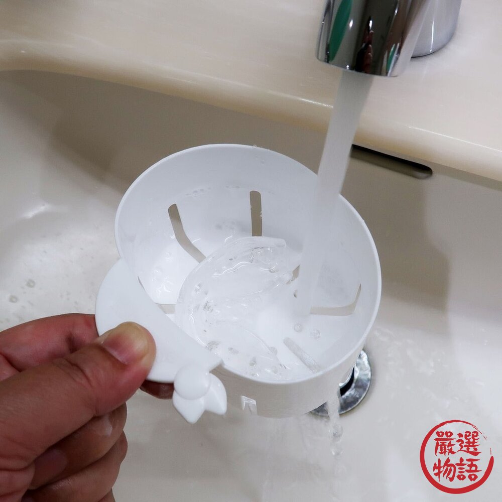 日本製 限定款 Hello Kitty 牙齒矯正維持器專用清洗盒|假牙 維持器 浸泡盒 收納盒 清洗盒 日本進口-圖片-7