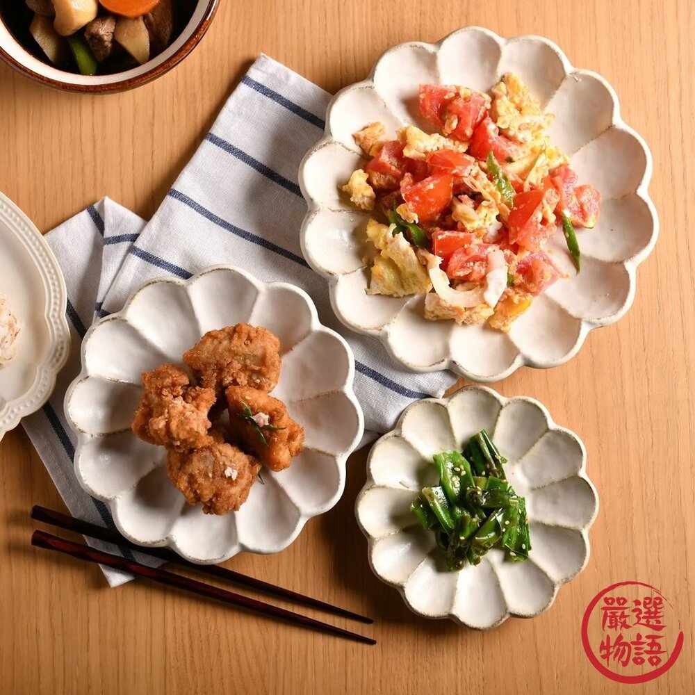 日本製 輪花盤 六魯 小兵製陶所 Rinka 美濃燒 | 陶器 粉引花盤 點心盤 花皿 白練 花瓣盤 封面照片