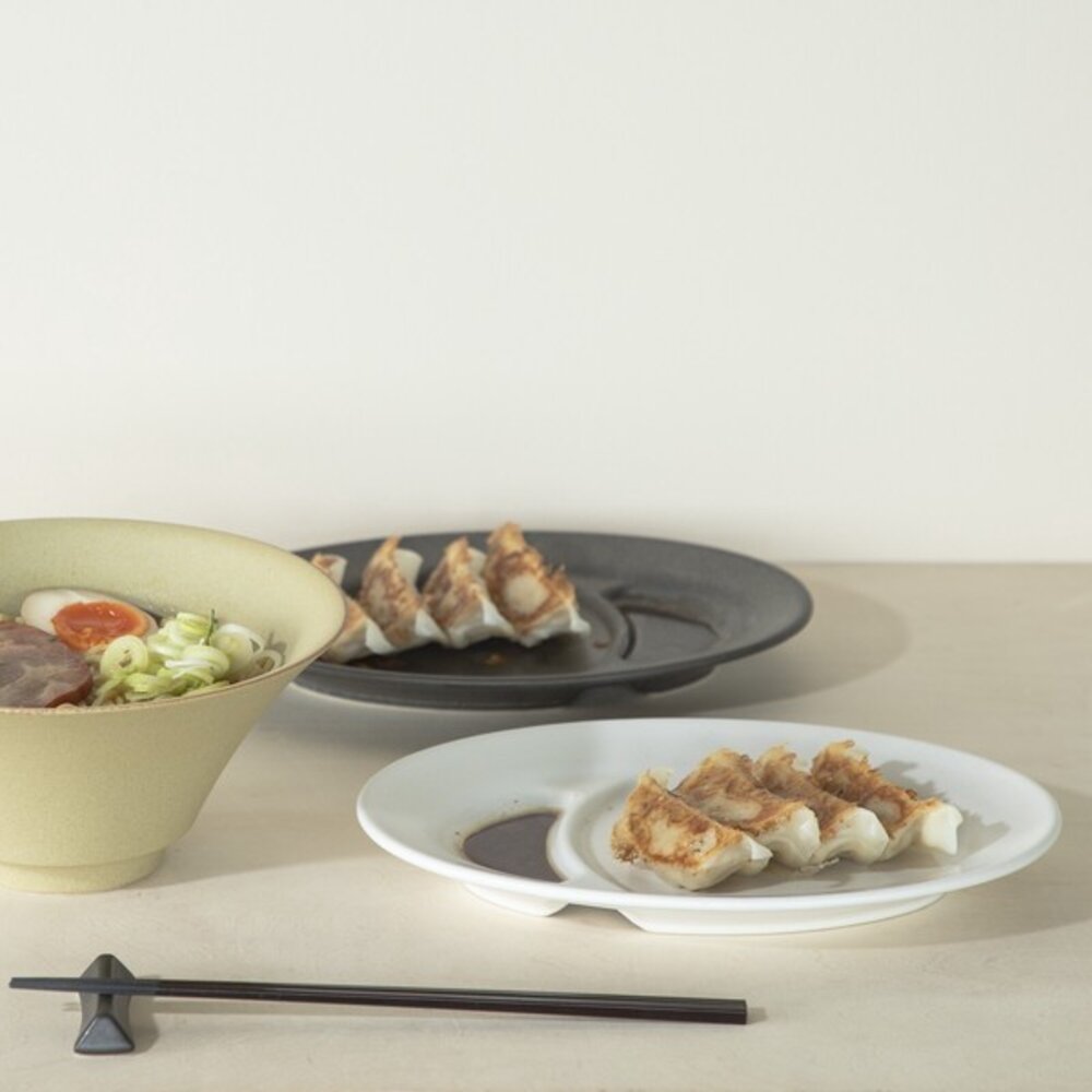 SF-021004-陶瓷醬料分隔盤  日本製 餃子盤 生魚片盤 分隔餐盤 橢圓盤 橢圓分隔盤 陶瓷盤 日式餐盤 醬料盤 日本進口