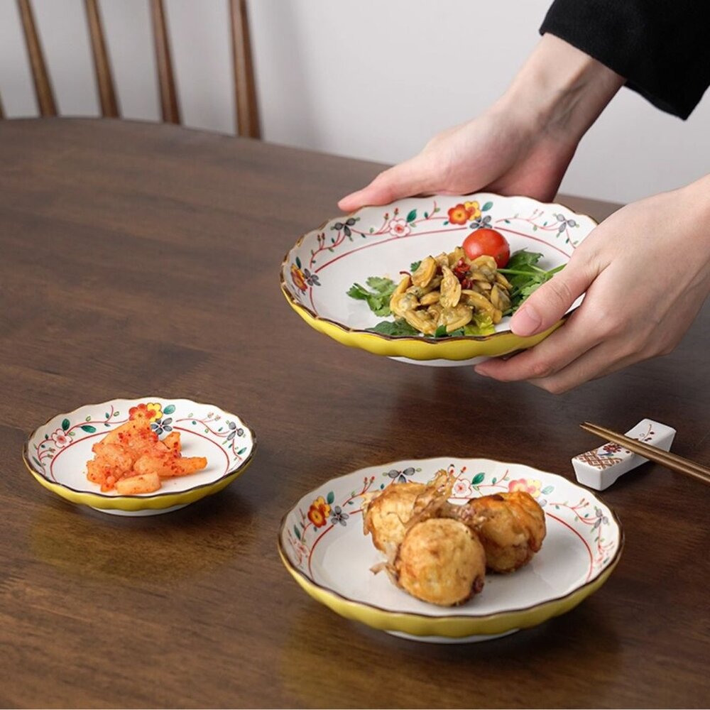 SF-021193-日本 美濃燒 吾山窯 彩十草 梅花 吉祥紋6吋盤 | 宮廷 中國風 圓盤 分菜盤 點心盤 甜點碗 吉祥紋