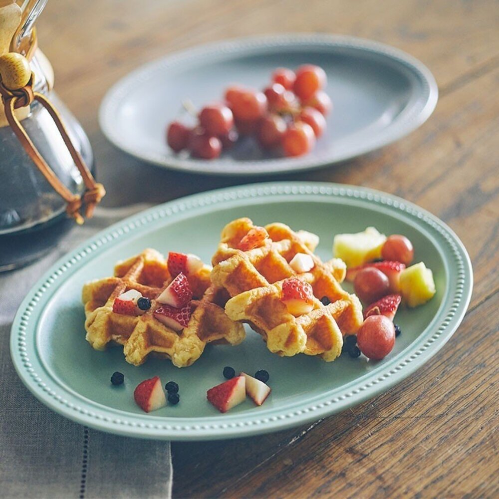 SF-021551-日本製 美濃燒 立體的珍珠點點 橢圓盤 21cm | 珍珠邊盤 甜點盤 輕食料理盤 拍照道具 復古可愛盤子