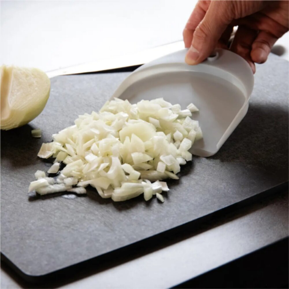 SF-021761-日本製 食材不掉落小砧板兩入組 砧板 | 攪拌鏟 備料收集 好收納 可吊掛 廚房小物 日本進口