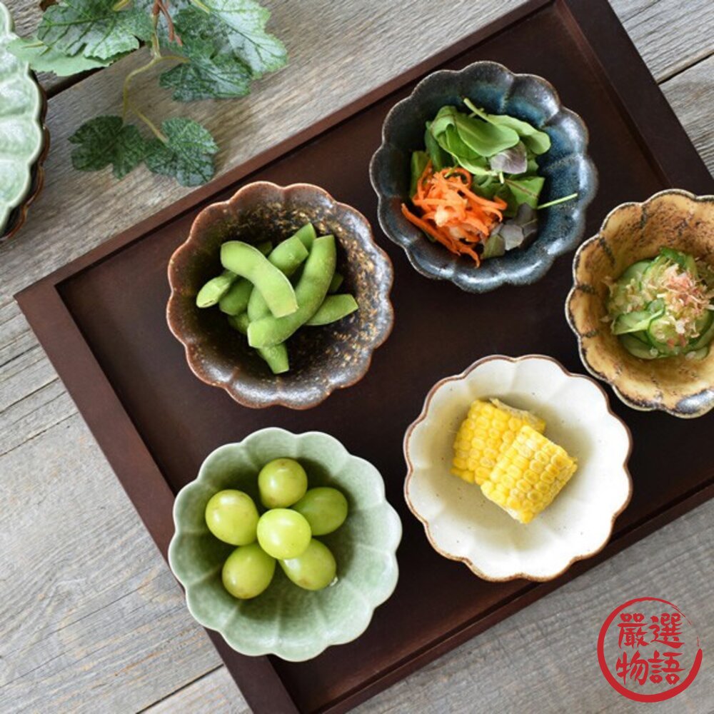 現貨 日本製 美濃燒 菊形小鉢 小碟子 盤子 陶瓷盤 醬料碟 盤子 點心盤 水果盤 小菜碟 餐盤 碟子 小碗 日本進口 封面照片