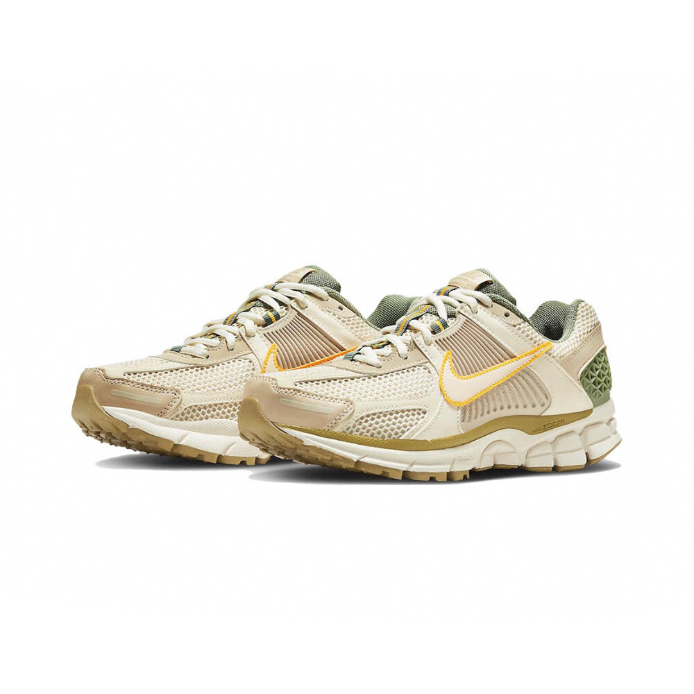 17998008104-NIKE Zoom Vomero 5 沙漠綠洲 女鞋 運動鞋 休閒鞋 FQ6868-181