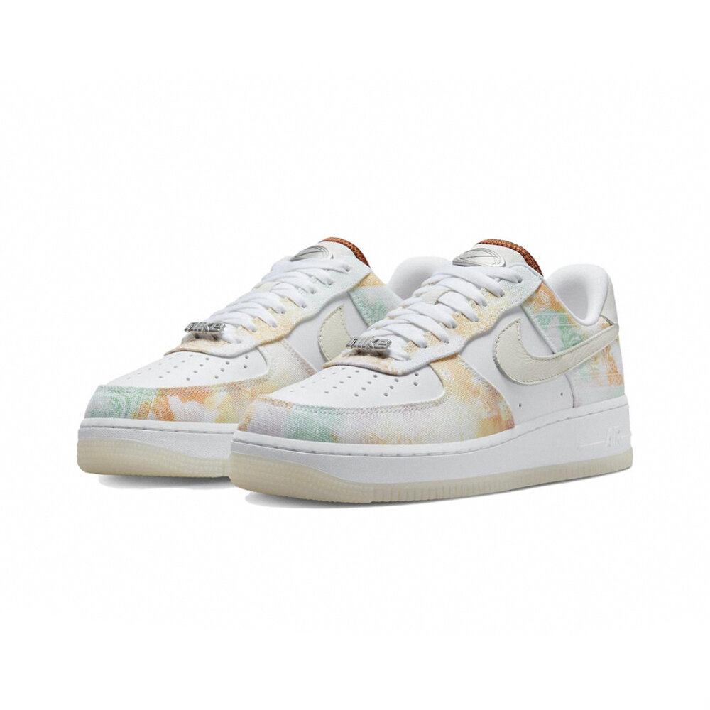 23642313510-Nike Air Force 1 Low Paisley 渲染花紋FJ7739-101