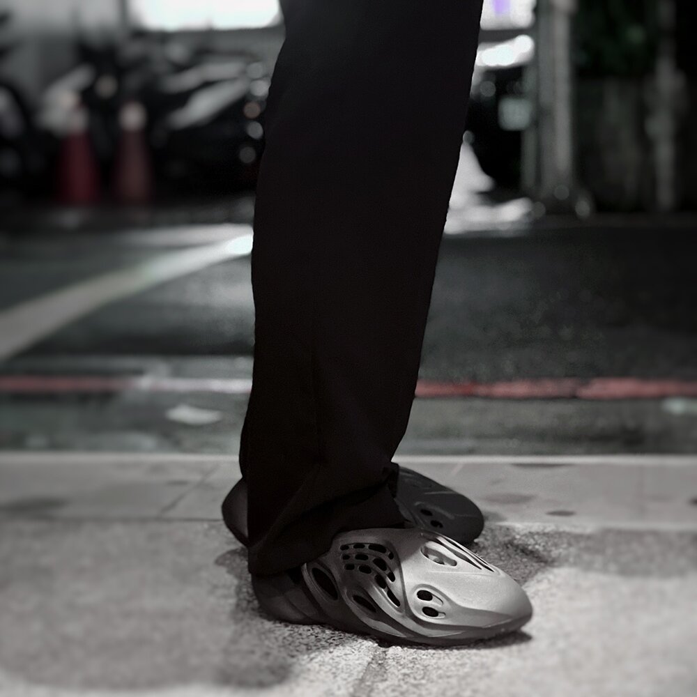 Adidas Yeezy Foam Runner Onyx 瑪瑙黑 男鞋 HP8739-圖片-7