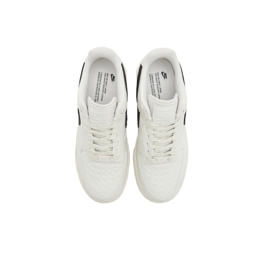 W Nike Air Force 1 '07 全白黑浮雕勾 FV1182-001-圖片-3