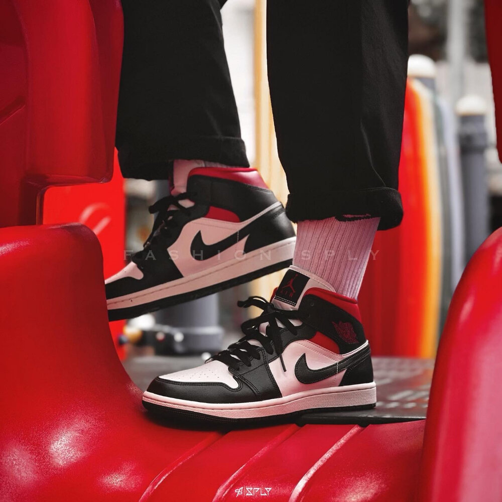 W Air Jordan 1 Mid Black Sail 黑紅 BQ6472-061-圖片-2