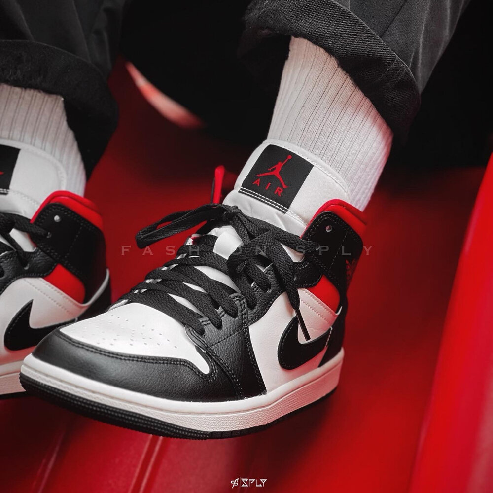 W Air Jordan 1 Mid Black Sail 黑紅 BQ6472-061-圖片-4