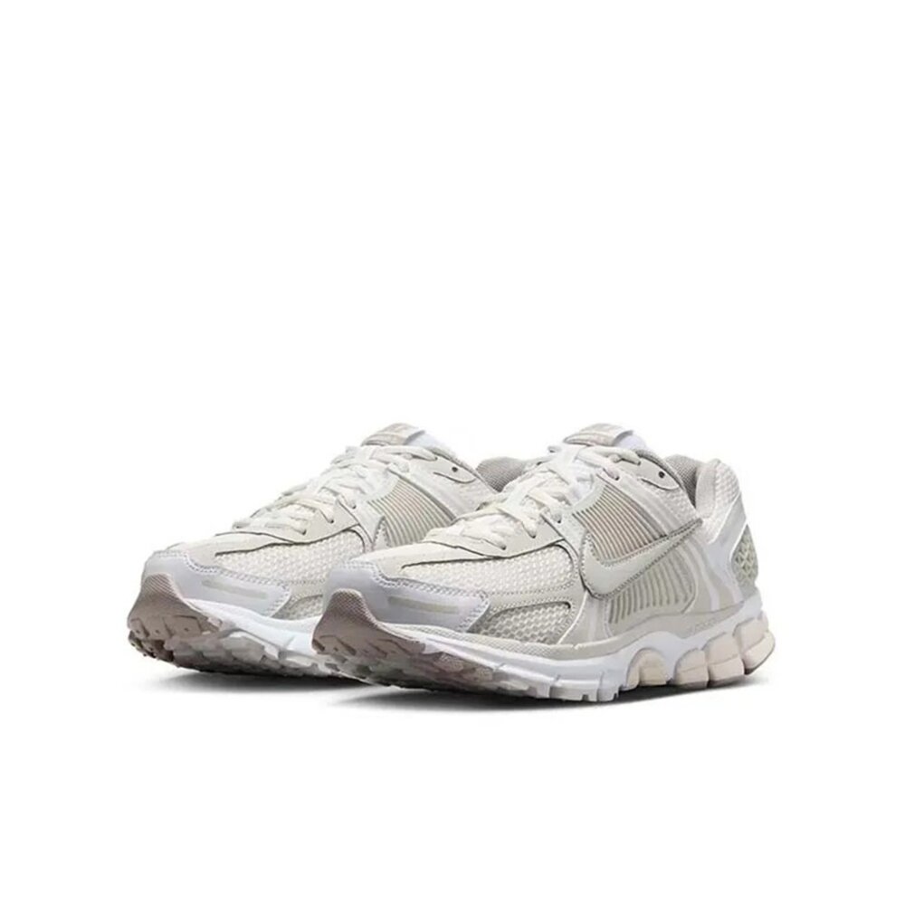 FJ2028-107-W Nike Zoom Vomero 5 Light Bone 米白色 運動鞋 女鞋 FJ2028-107