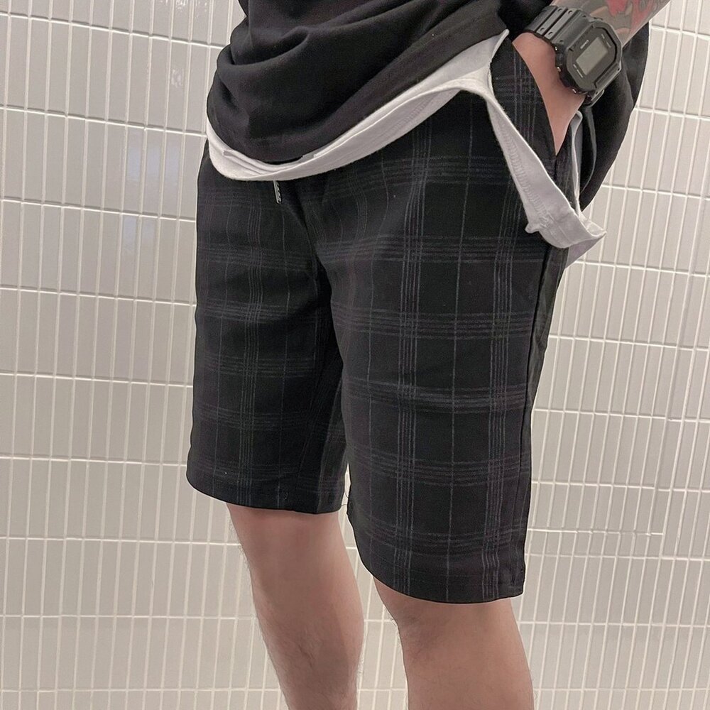 韓版 韓國合身 格子 格子短褲 超彈力 格紋 格紋褲 休閒短褲 鬆緊 短褲 彈性極佳 男裝 男生衣著 修身短褲 1489-圖片-1