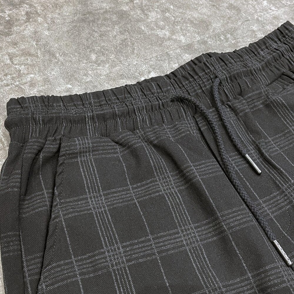 韓版 韓國合身 格子 格子短褲 超彈力 格紋 格紋褲 休閒短褲 鬆緊 短褲 彈性極佳 男裝 男生衣著 修身短褲 1489-圖片-2