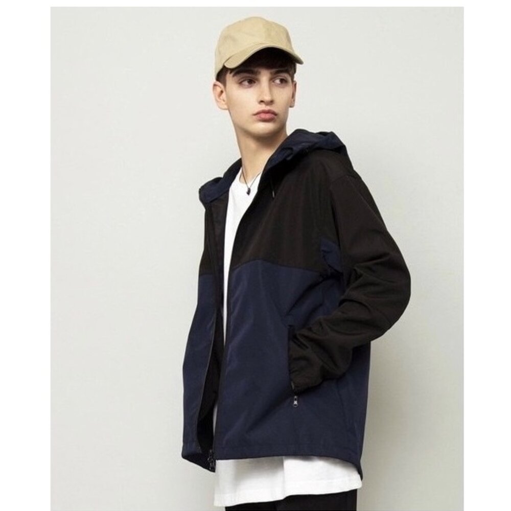 United Athle 日本 UA 風衣外套 機能防潑水 單層硬挺 防風 房水 拼接款 外套-圖片-7