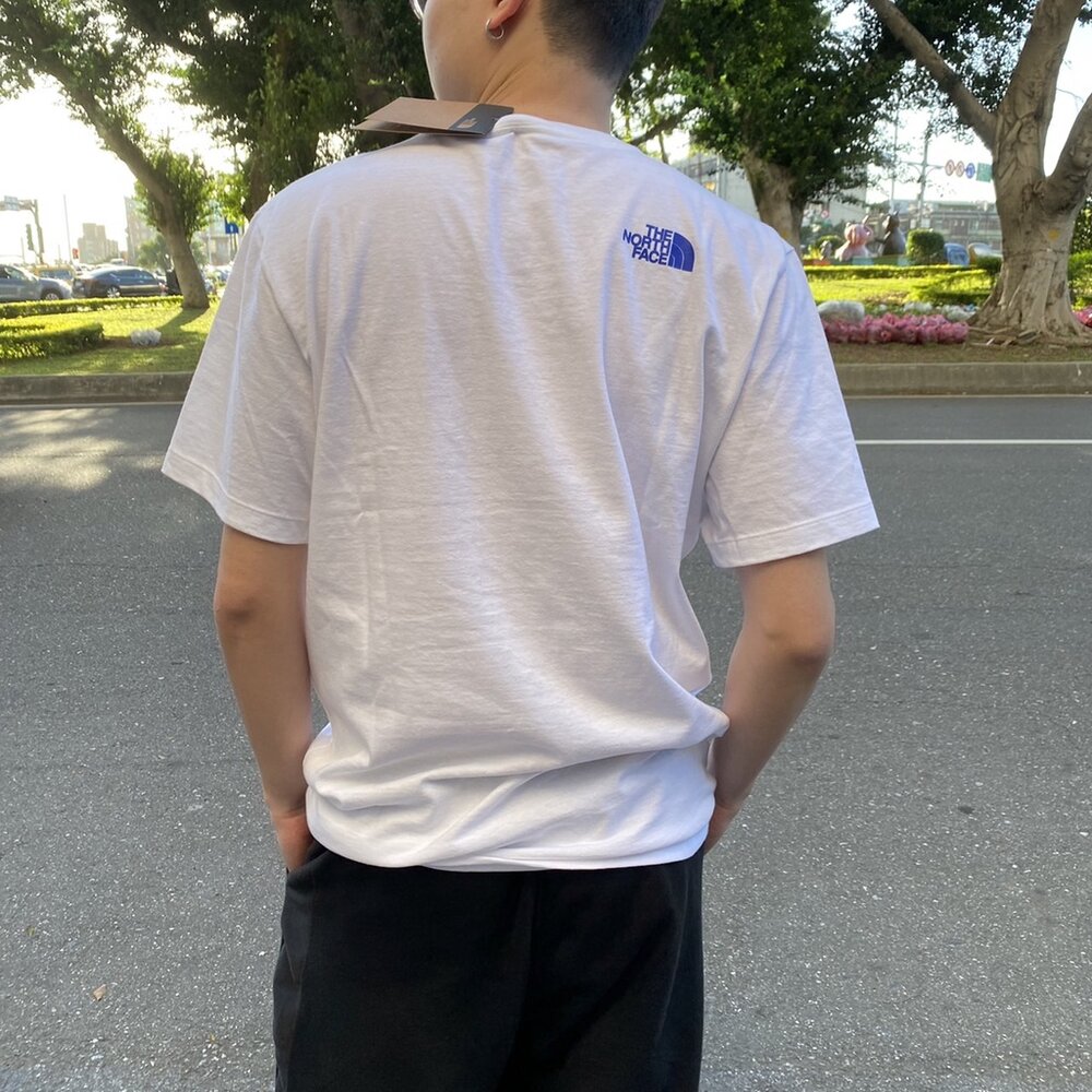 The North Face  北臉 短袖 上衣 北面 情侶裝 現貨 配色短袖 圓領t恤 短袖 t 恤 標語 休閒 情侶-圖片-3
